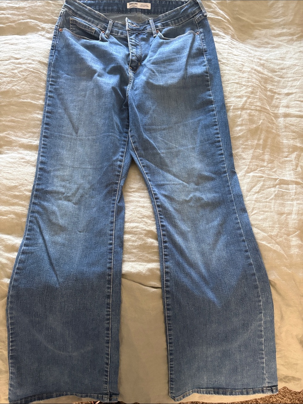 Signature by Levi Strauss Medium Blue Flare Jeans